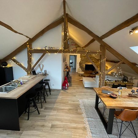 Apartamento Le Grenier De Charlotte Libin Exterior foto