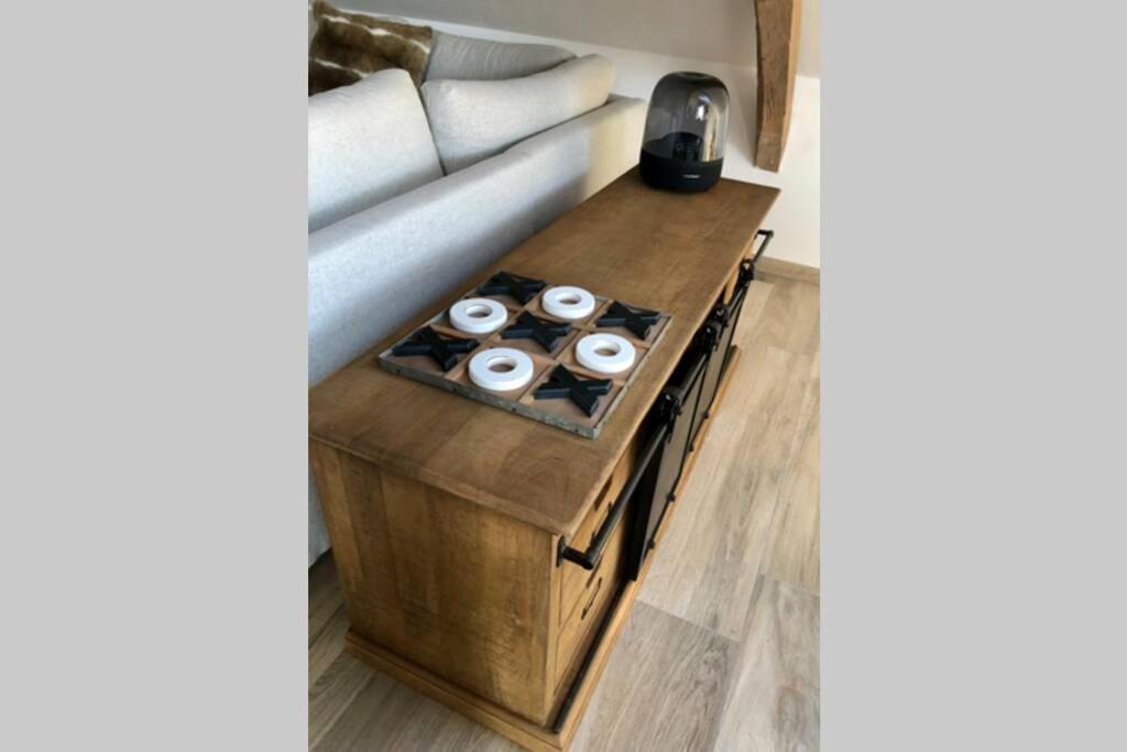 Apartamento Le Grenier De Charlotte Libin Exterior foto