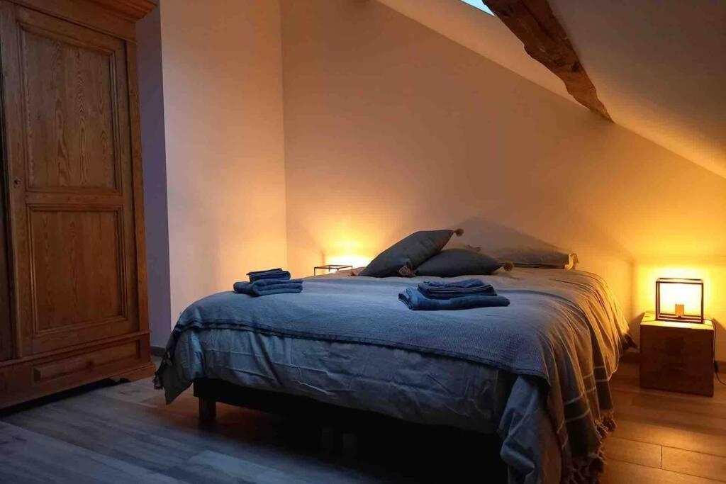 Apartamento Le Grenier De Charlotte Libin Exterior foto
