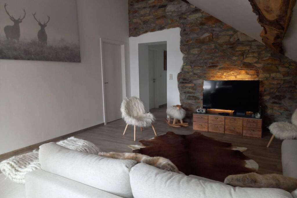 Apartamento Le Grenier De Charlotte Libin Exterior foto