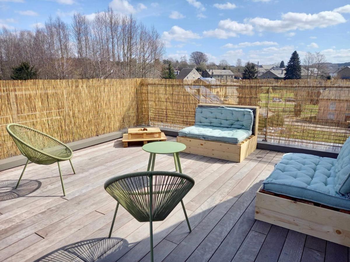 Apartamento Le Grenier De Charlotte Libin Exterior foto