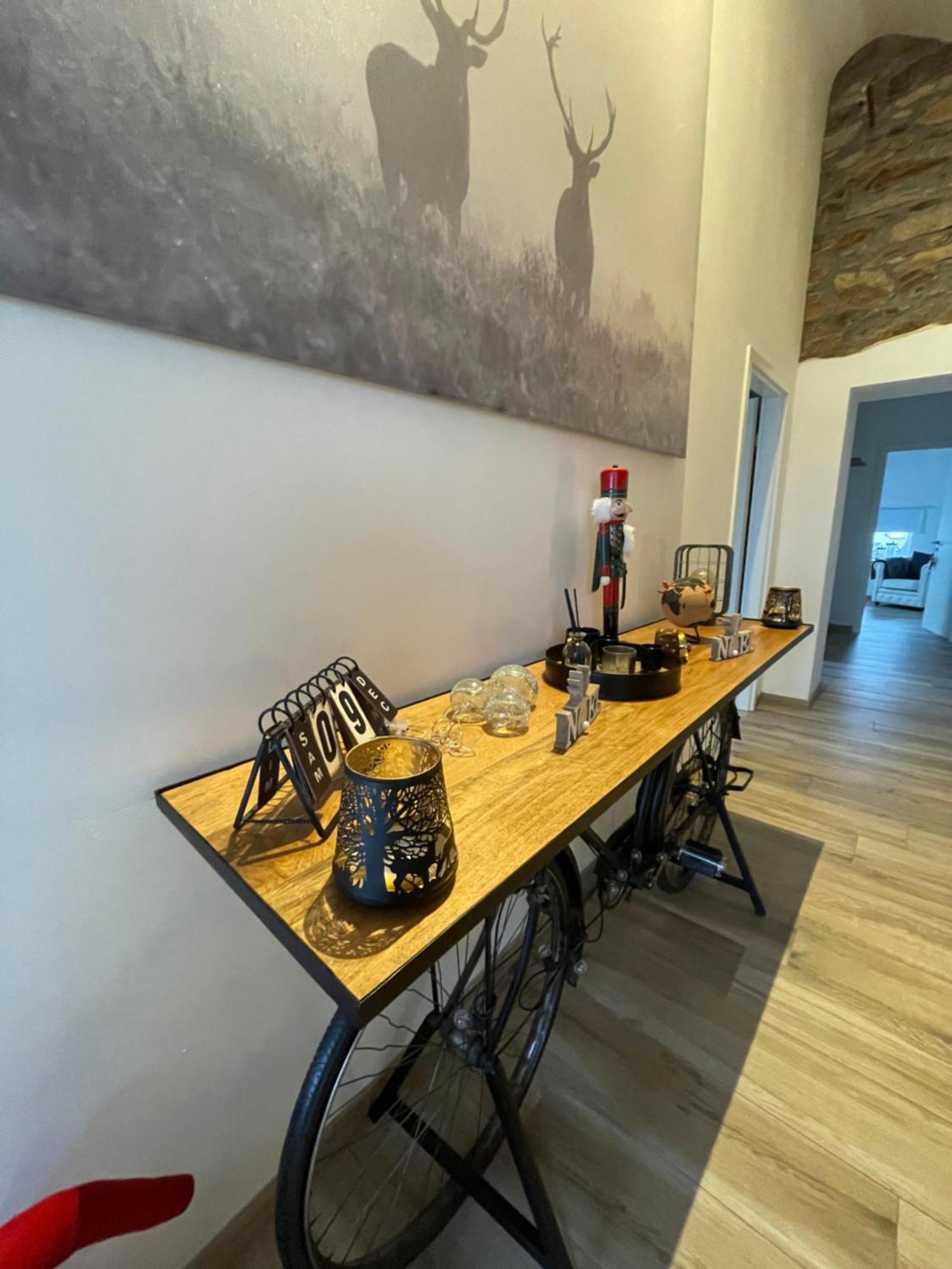 Apartamento Le Grenier De Charlotte Libin Exterior foto